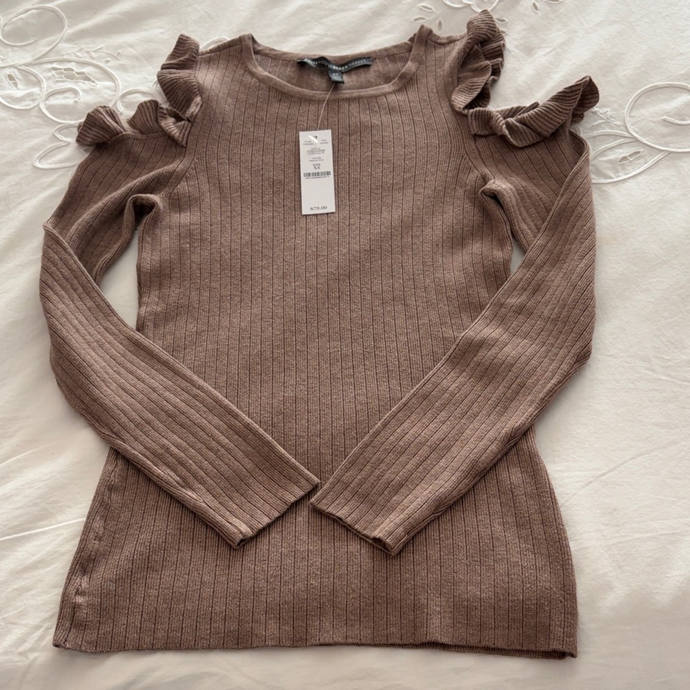 White House Black Market Ribbed Ruffle-Shoulder Long Sleeve Top - Brown.  NWT